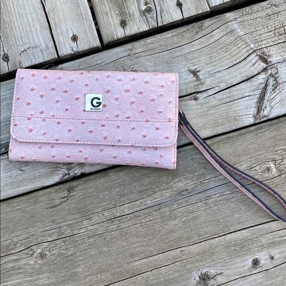 GUESS Pink Ostrid Wallet/wristlet - Picture 1 of 9